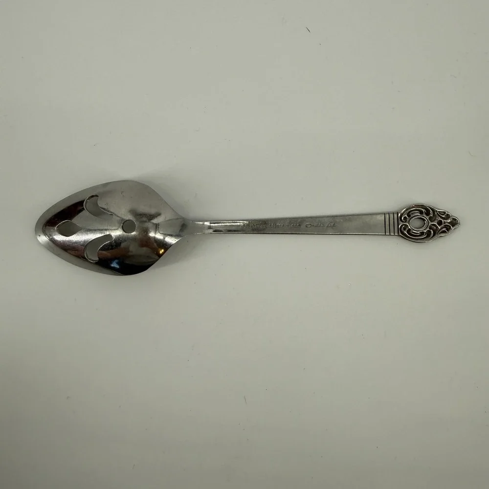 Oneida Danish Court Stainless Serving Spoon Tablespoon Flatware Silverware‎